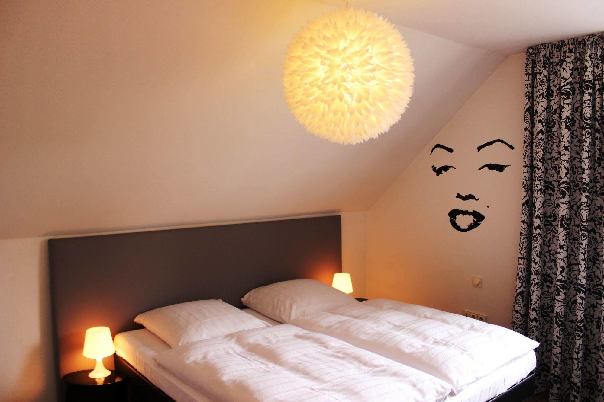 Hotel VIVA CREATIVO Hannover Buitenkant foto